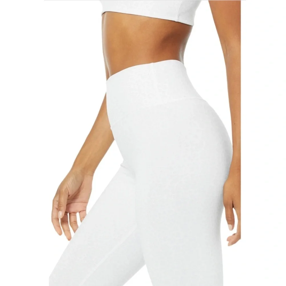 ALO Yoga Vapor Leopard High Waist Ankle Leggings White L NWT